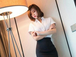 情趣秘书制服ol女教师职业装中文字幕、情趣秘书制服诱惑：OL 女教师职业装的中文字幕